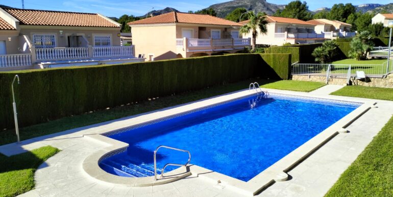 WhatsApp Image 2025-11-28 at 13.36.34 (1)