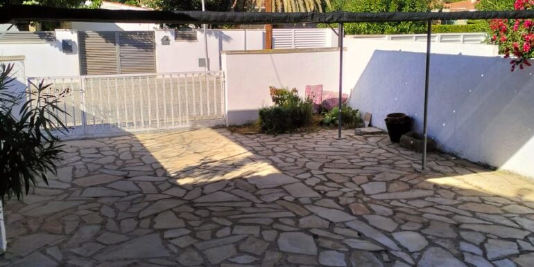 WhatsApp Image 2025-12-03 at 12.41.31 (1)